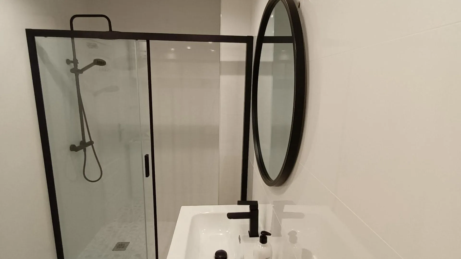 Apartamento Vacacional Cuarteles Málaga 0*,  Spagna