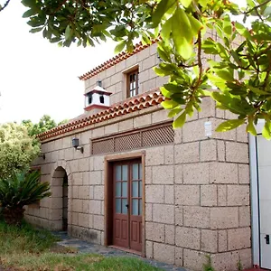 casa-rural-las-goteras.adeje-hotels.com/